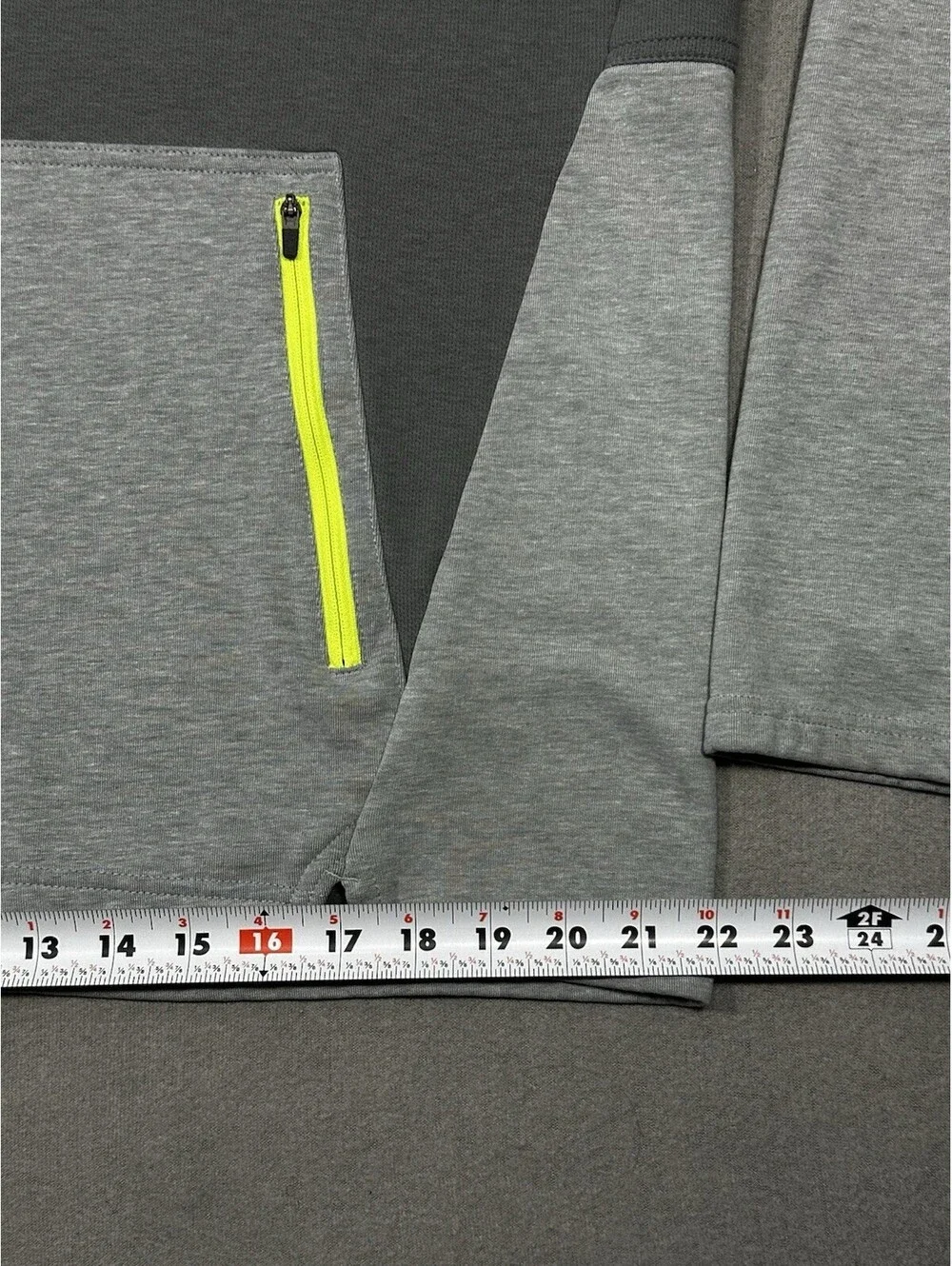Nike Therma Fit Hoodie Men’s Large Gray Neon Swoosh Pullover Sweatshirt